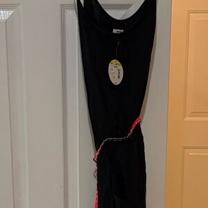 BONGO Black jumper with Pink braided belt